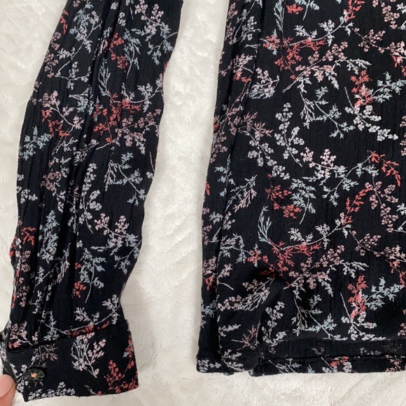 ✨Anthropologie Maeve Floral Blouse✨ - Picture 7 of 8